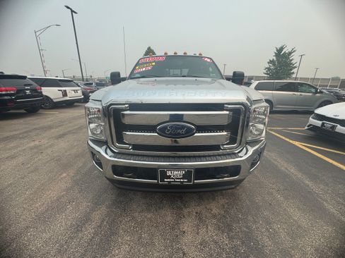 Used 2016 Ford F350 Lariat w/ Lariat Ultimate Package AWD/4WD image 2
