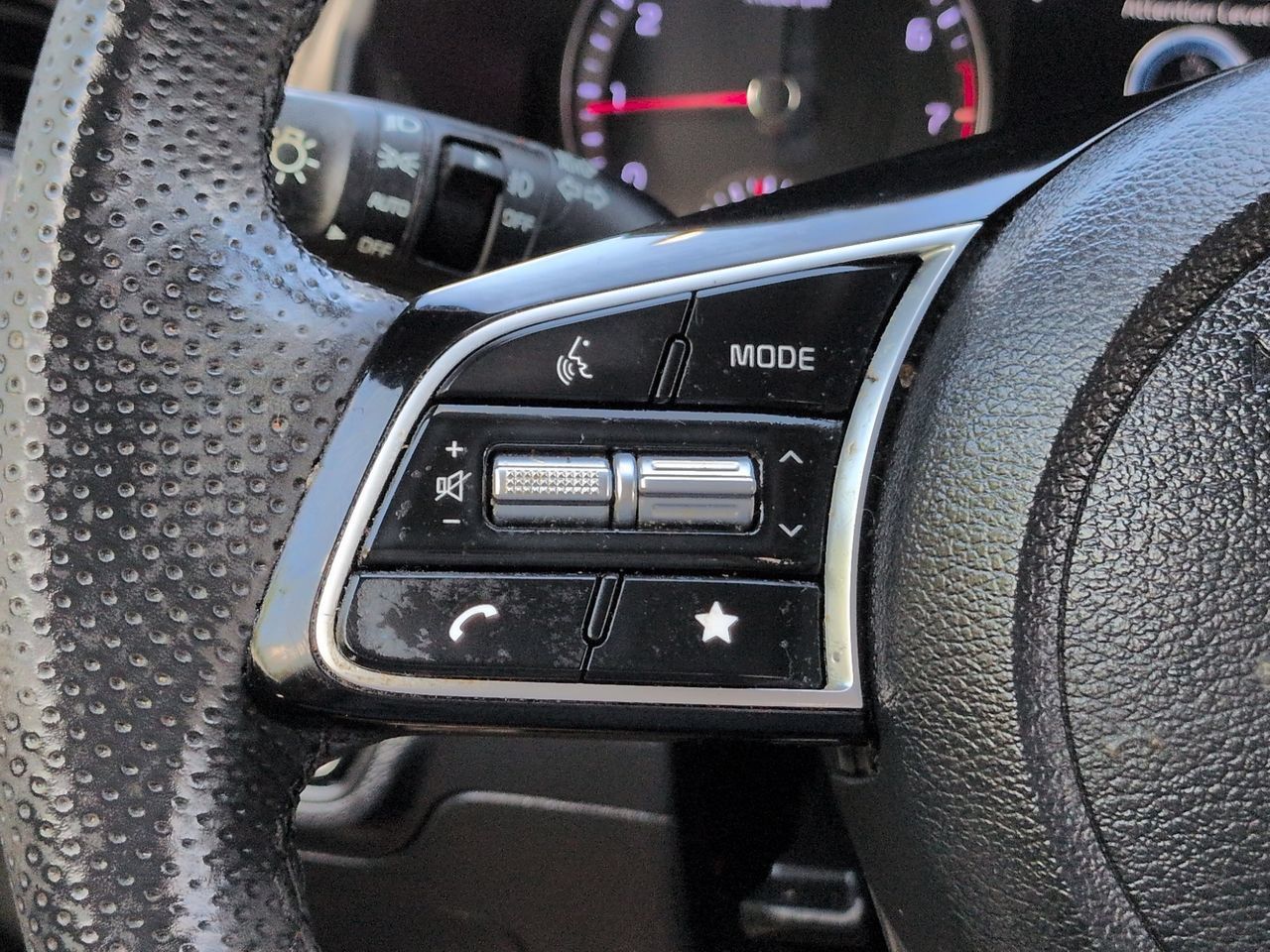 Used 2024 Kia Forte GT-Line w/ GT-Line Premium Package FWD image 25