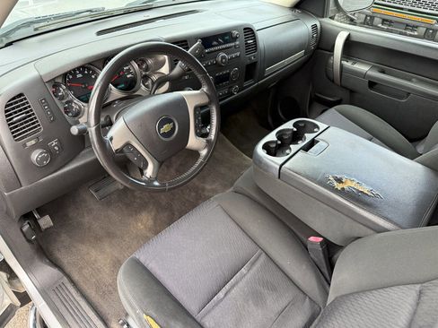 Used 2011 Chevrolet Silverado 1500 LT w/ All-Star Edition AWD/4WD image 2