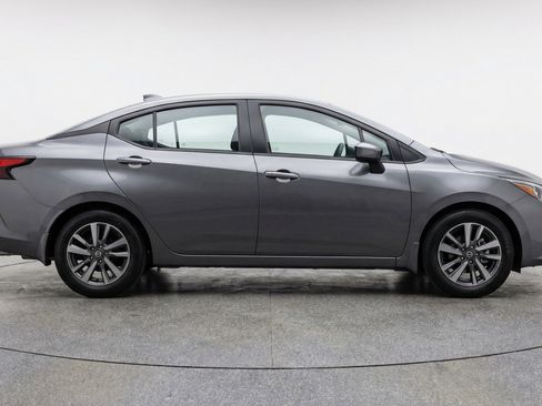 Used 2025 Nissan Versa SV FWD image 11
