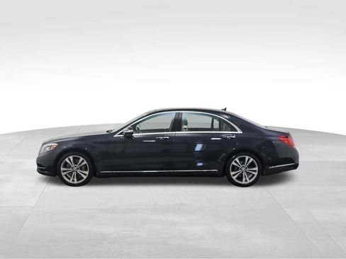 Used 2017 Mercedes-Benz S 550 4MATIC Sedan image 2