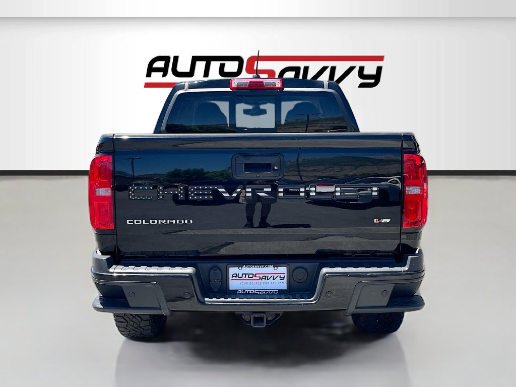Used 2022 Chevrolet Colorado Z71 w/ Z71 Midnight Edition AWD/4WD image 6