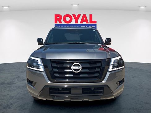 Used 2022 Nissan Armada SL w/ Midnight Edition Package image 2