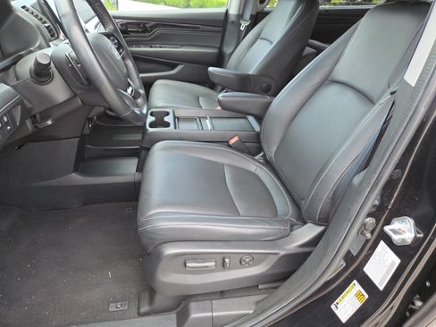 Used 2024 Honda Odyssey Touring image 27