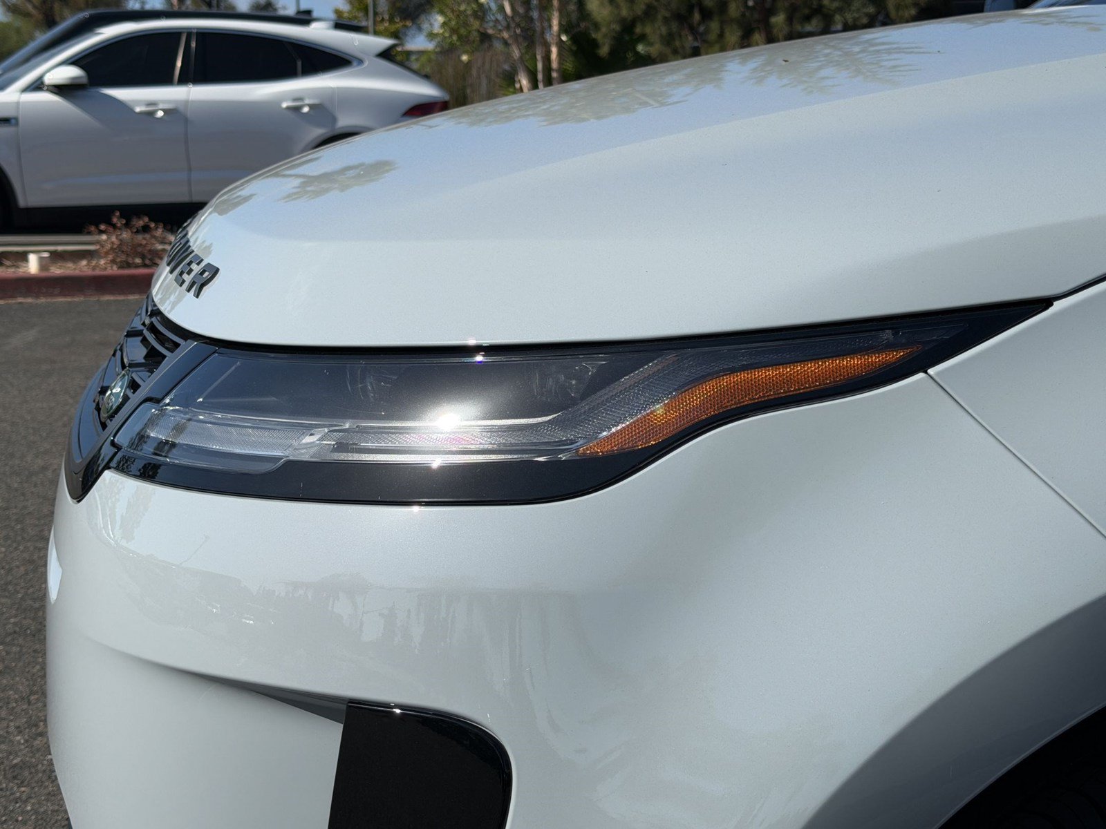 New 2026 Land Rover Range Rover Evoque S AWD/4WD image 12