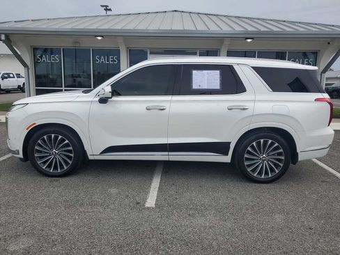 Used 2023 Hyundai Palisade Calligraphy AWD/4WD image 2