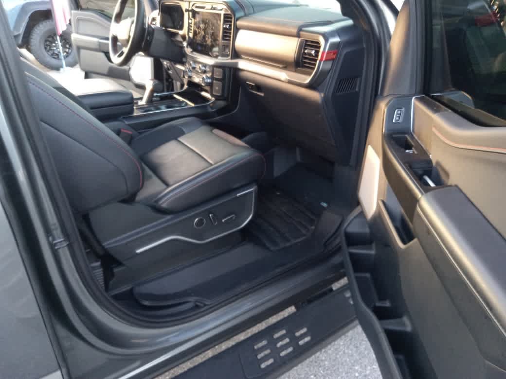 Used 2025 Ford F150 Raptor AWD/4WD image 40