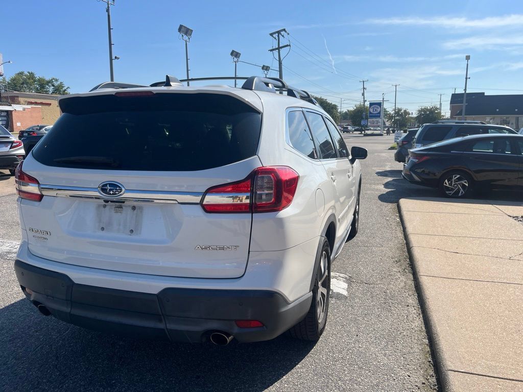 Used 2019 Subaru Ascent Premium AWD/4WD image 4