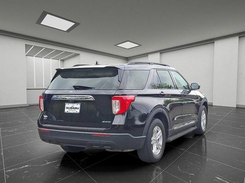 Used 2021 Ford Explorer XLT AWD/4WD image 7