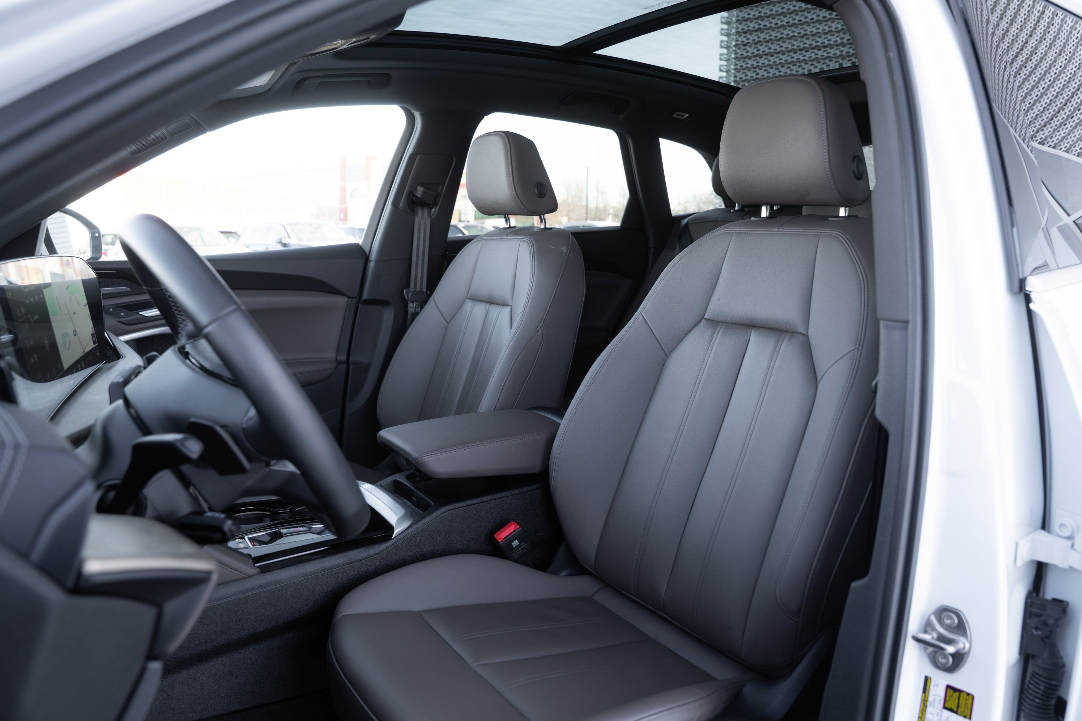 Certified 2025 Audi Q5 Premium w/ Premium Plus AWD/4WD image 22