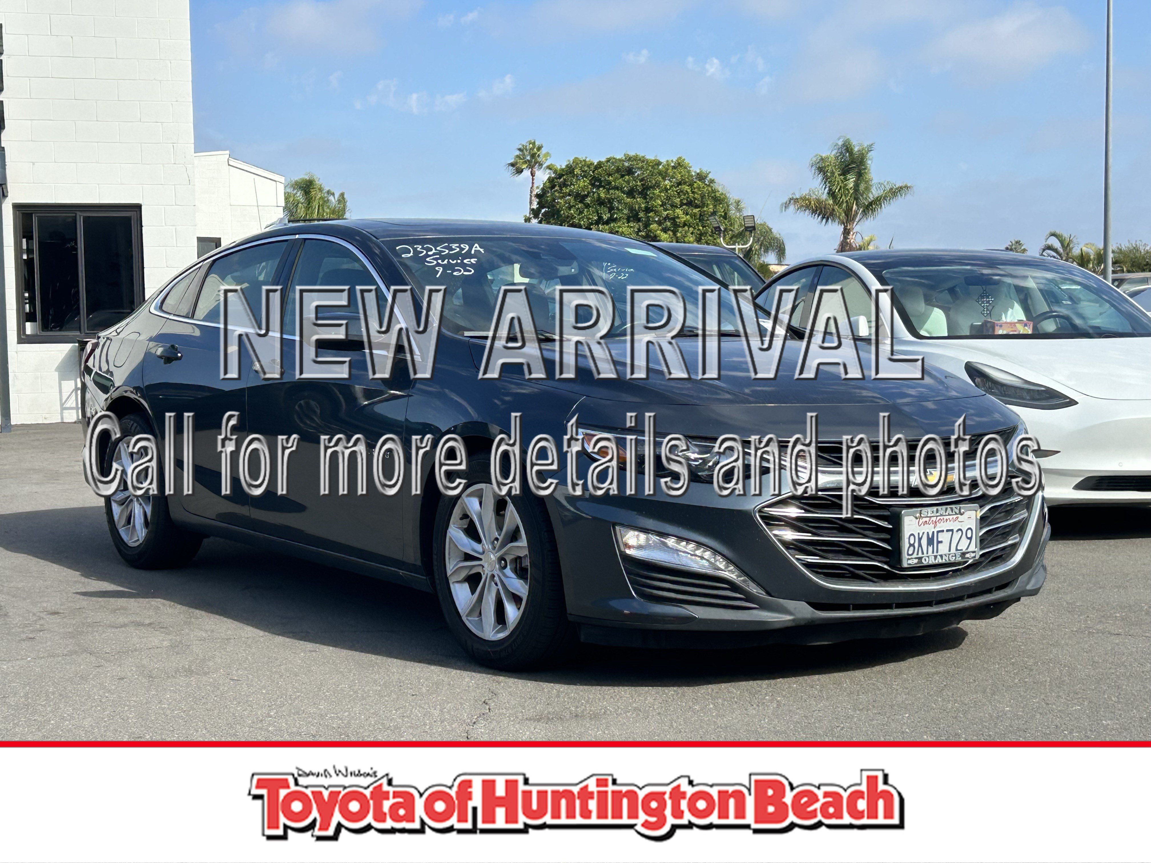 Used 2019 Chevrolet Malibu Hybrid w/ Leather Package FWD image 1
