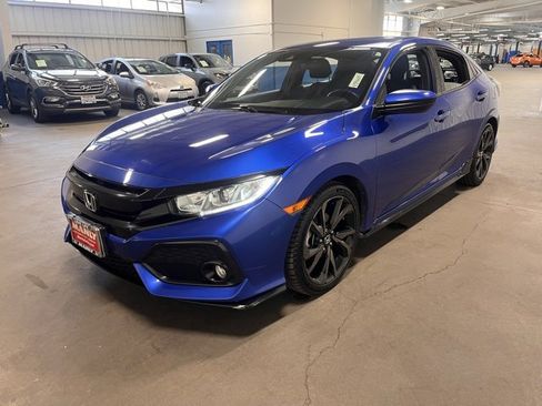 Used 2019 Honda Civic Sport image 7