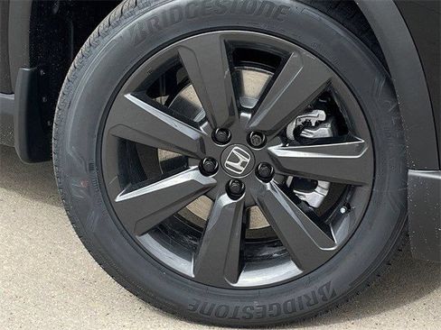 New 2026 Honda Pilot Sport image 8