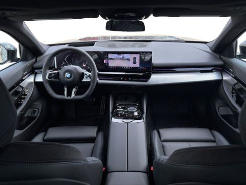 New 2026 BMW 530i xDrive w/ M Sport Package image 15