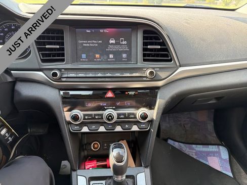 Used 2020 Hyundai Elantra SEL w/ Cargo Package (C1) FWD image 13