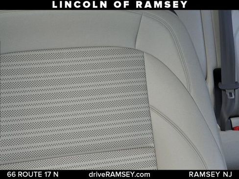 New 2026 Lincoln Nautilus Reserve AWD/4WD image 17