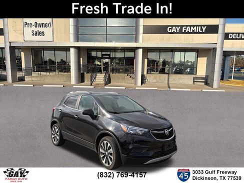 Used 2022 Buick Encore Preferred AWD/4WD image 1