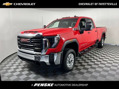 Certified 2025 GMC Sierra 2500 Pro w/ Convenience Package AWD/4WD image 1