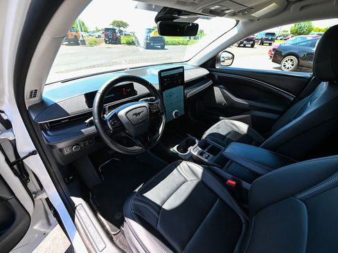 Certified 2025 Ford Mustang Mach-E Premium AWD/4WD image 18
