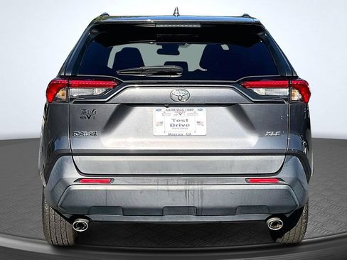 Used 2020 Toyota RAV4 XLE Premium FWD image 6