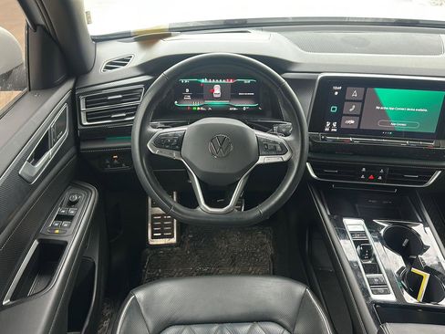 Used 2024 Volkswagen Atlas Cross Sport SEL Premium R-Line image 23