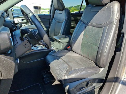 Used 2023 Ford Explorer ST w/ Equipment Group 401A image 15