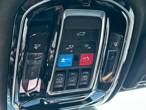 Used 2021 Jeep Grand Cherokee L Summit image 36