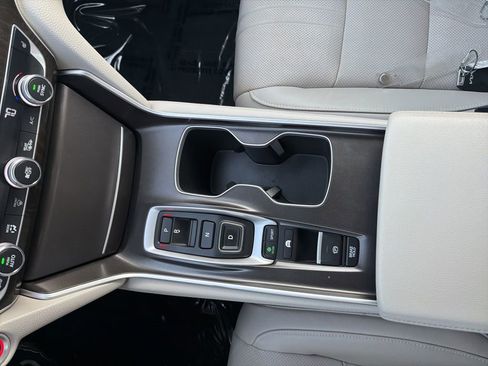 Used 2021 Honda Accord EX-L image 17