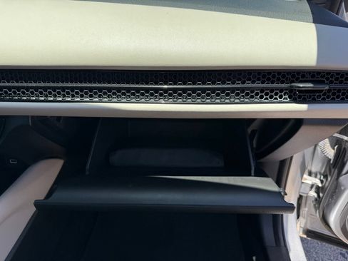 Used 2023 Honda HR-V LX image 31