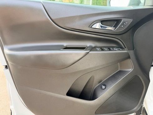 Used 2024 Chevrolet Equinox LT w/ LPO, Floor Liner Package AWD/4WD image 20