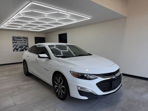 Used 2022 Chevrolet Malibu RS FWD image 11