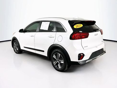 Used 2022 Kia Niro EX Premium image 5