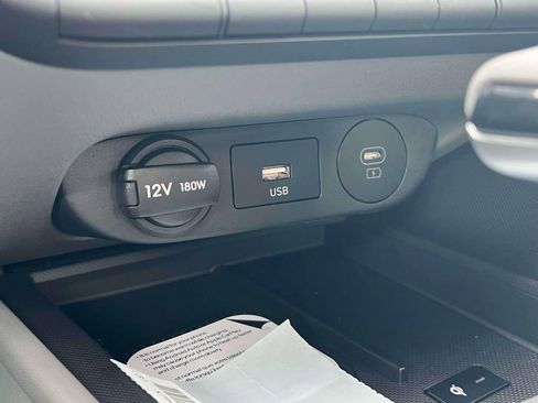 New 2026 Hyundai Elantra Sport FWD image 15