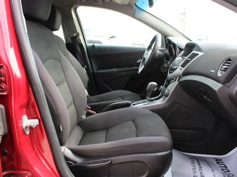 Used 2014 Chevrolet Cruze LT image 45