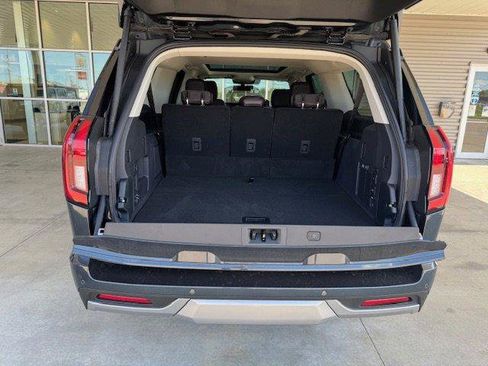 New 2025 Ford Expedition Max Platinum w/ Platinum Ultimate Package AWD/4WD image 11