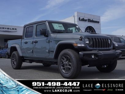 New 2025 Jeep Gladiator Sport S