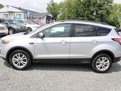 Used 2018 Ford Escape SE AWD/4WD image 10