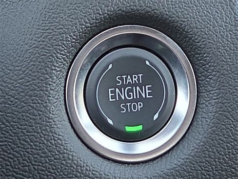 New 2025 Chevrolet Colorado LT image 21