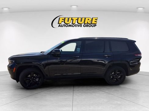 Used 2023 Jeep Grand Cherokee L Laredo AWD/4WD image 7