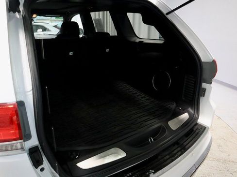 Used 2014 Jeep Grand Cherokee Summit image 12