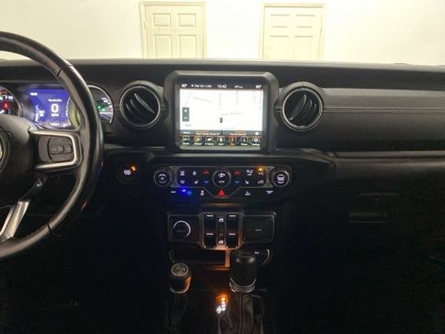 Used 2021 Jeep Wrangler Unlimited Sahara w/ Cold Weather Group image 12