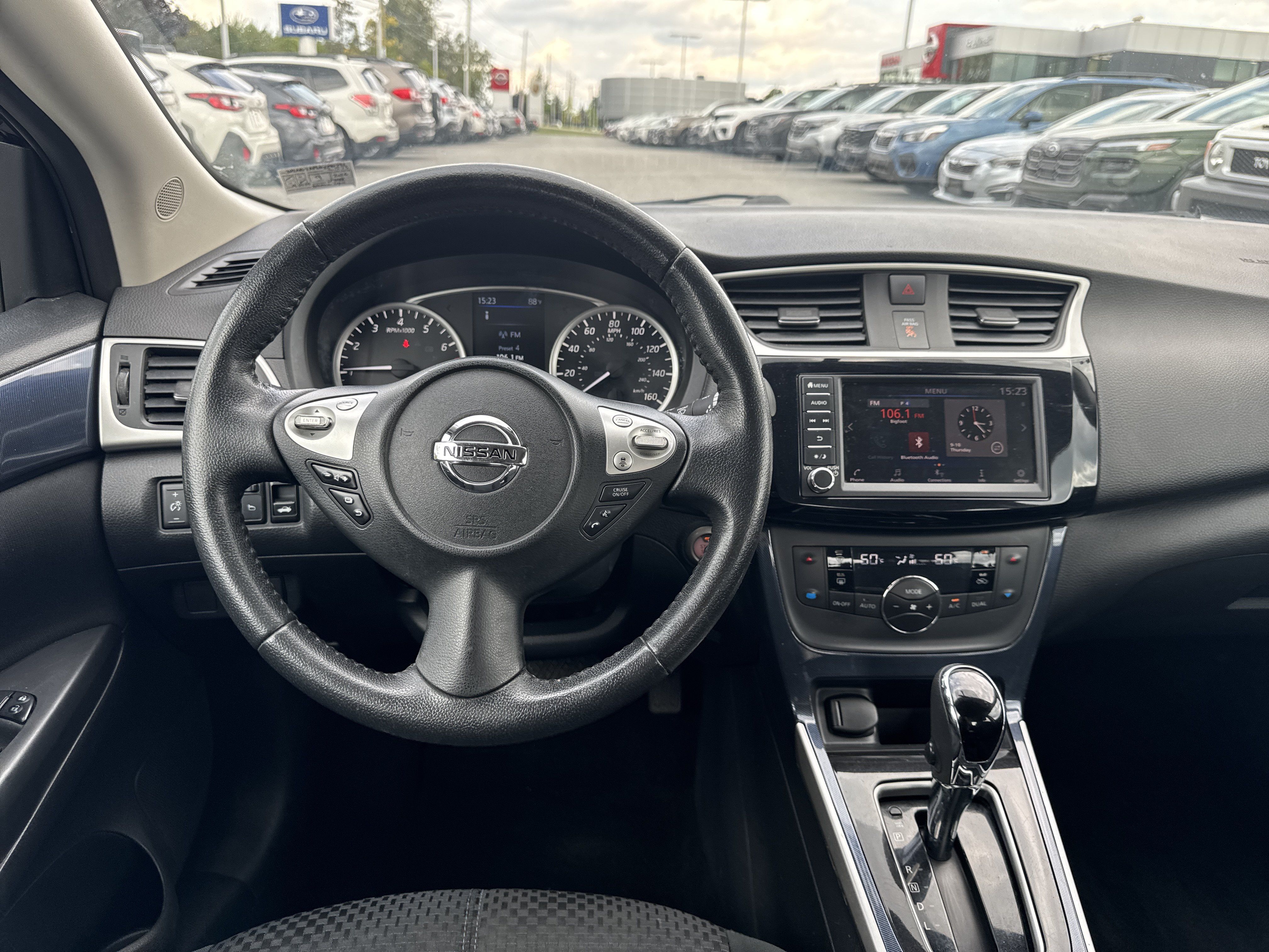 Used 2019 Nissan Sentra SR FWD image 2