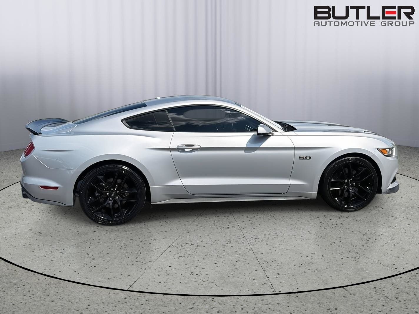 Used 2016 Ford Mustang GT Premium RWD image 7