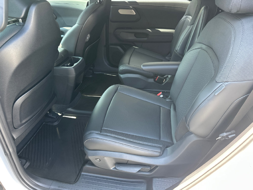 New 2027 Kia Telluride S FWD image 22