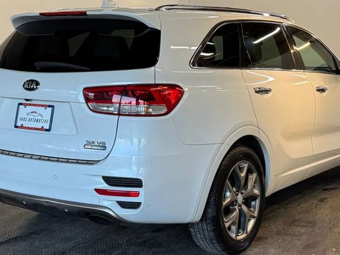 Used 2016 Kia Sorento SX image 5