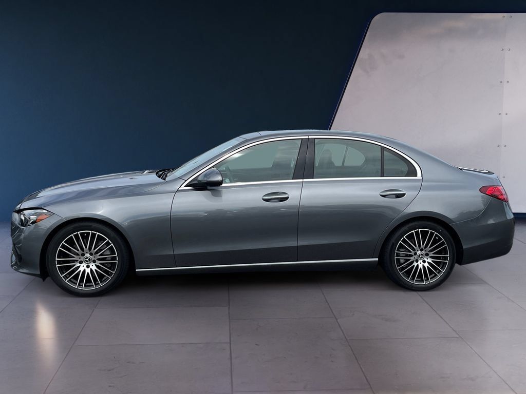 Used 2022 Mercedes-Benz C 300 4MATIC Sedan image 2