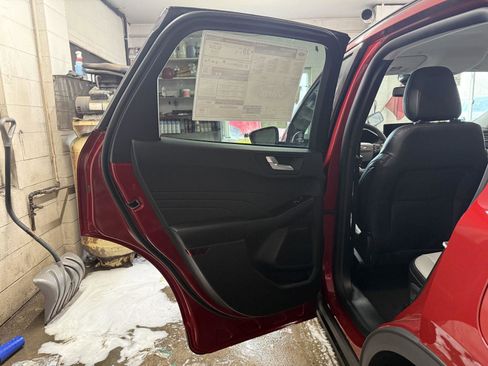 New 2026 Ford Escape Platinum w/ Class II Trailer Tow Package image 18