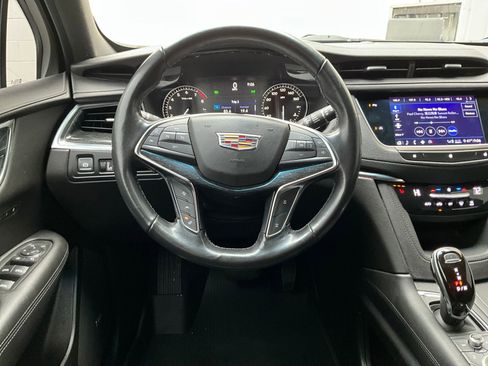 Used 2020 Cadillac XT5 Premium Luxury w/ LPO, Floor Liner Package image 14