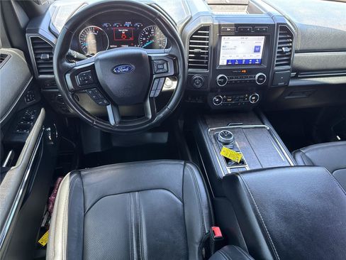 Used 2020 Ford Expedition Limited w/ Texas Edition Package RWD image 15