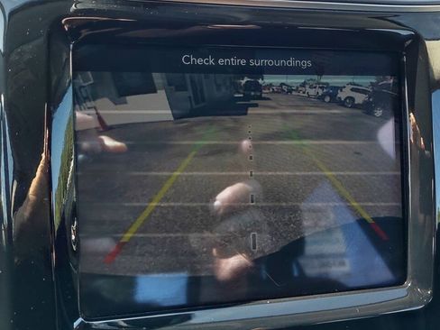 Used 2019 Jeep Cherokee Limited FWD image 19